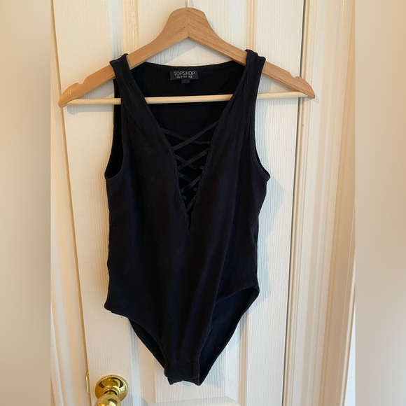 Host Pick: Topshop Bodysuit — Size 4 - Picture 2 of 3